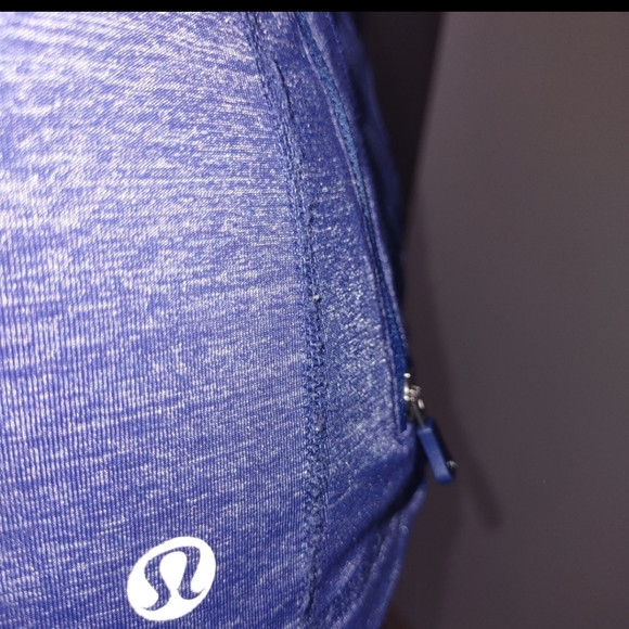 Rare Lululemon jacket with reflective - Picture 6 of 9